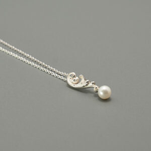 Akanthus Anhänger Silber mit Perle