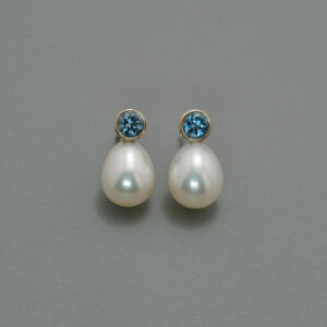 Süsswasserperlen Ohrringe Weißgold mit Aquamarinen