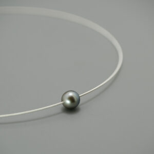 Halsreif aus Silber mit Tahitiperle