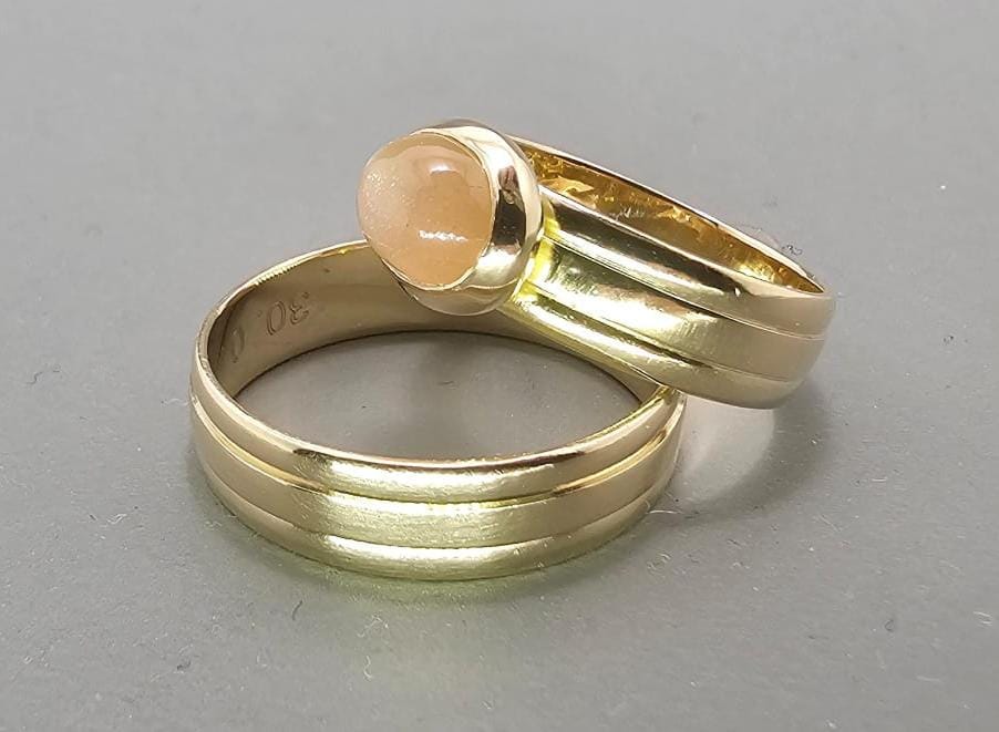 Goldene Trauringe aus alten Erbstücken